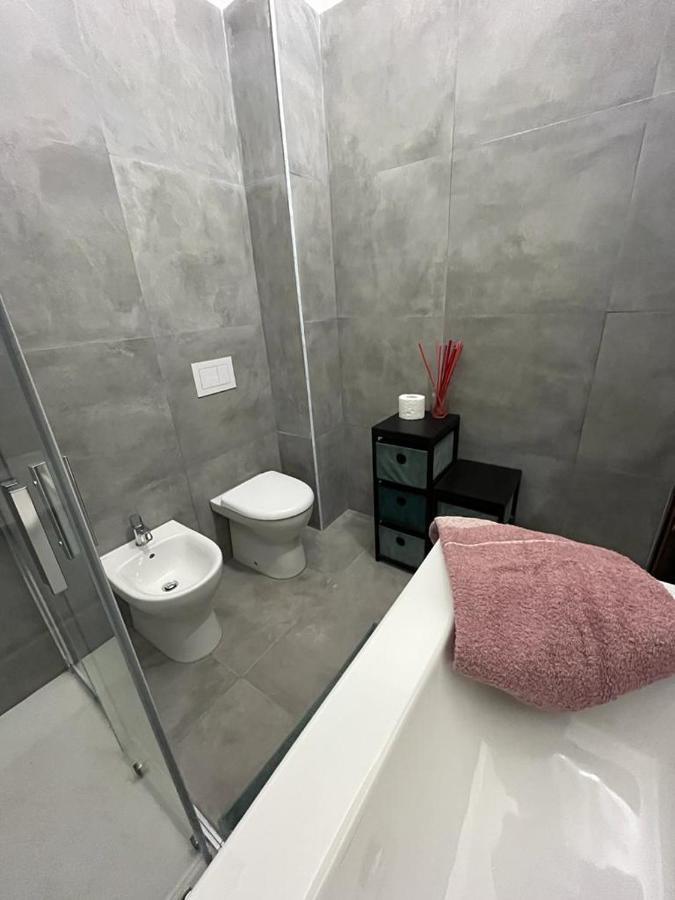 Appartamento Timeless Con Piscina E Tennis Valbrona Extérieur photo